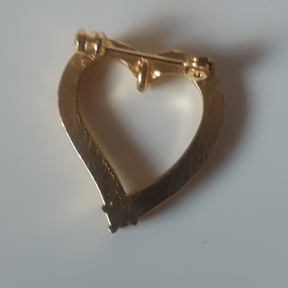 Heart Brooch - Picture 10 of 12
